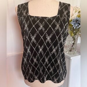 Square Neck Diamond Pattern Black Tank Top